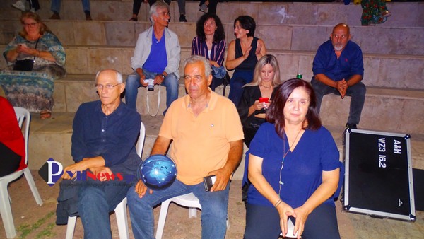 Irida Koufogazou (11)