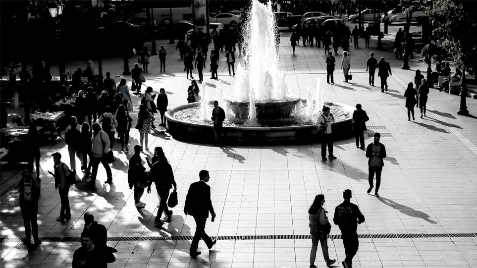 square-athens_main01