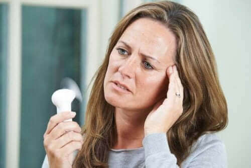 woman-early-menopause