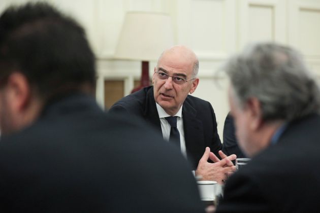 5dff2b53250000d00798ee85