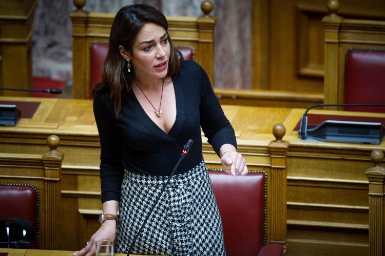 ΔΟΜΝΑ ΜΙΧΑΗΛΙΔΟΥ ΥΦΥΠΟΥΡΓΟΣ ΕΠΙΚΑΙΡΕΣ ΕΡΩΤΗΣΕΙΣ ΒΟΥΛΗ       (ΚΟΝΤΑΡΙΝΗΣ ΓΙΩΡΓΟΣ EUROKINISSI)