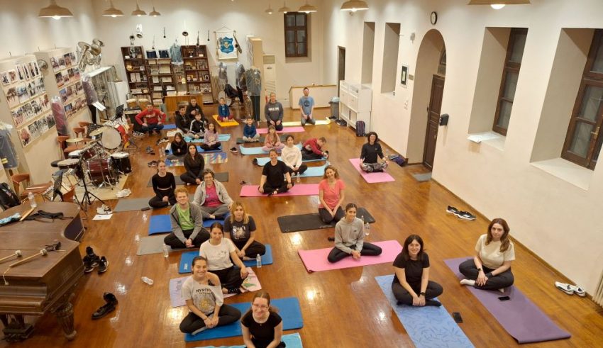 YOGA1A