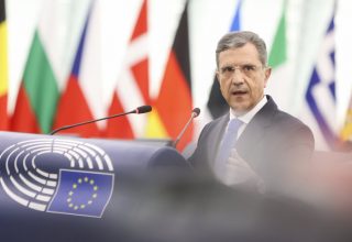 EP Plenary session - A revamped long-term budget for the Union in a changing world