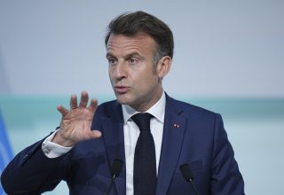 xrwma-macron